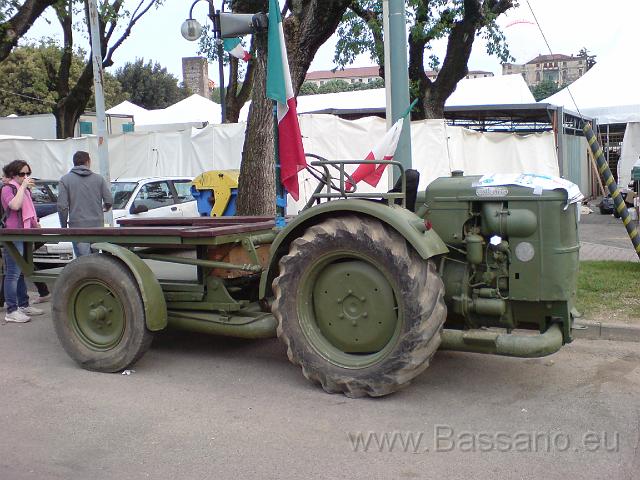 Adunata Alpini BAssano 2008 MK-415.JPG